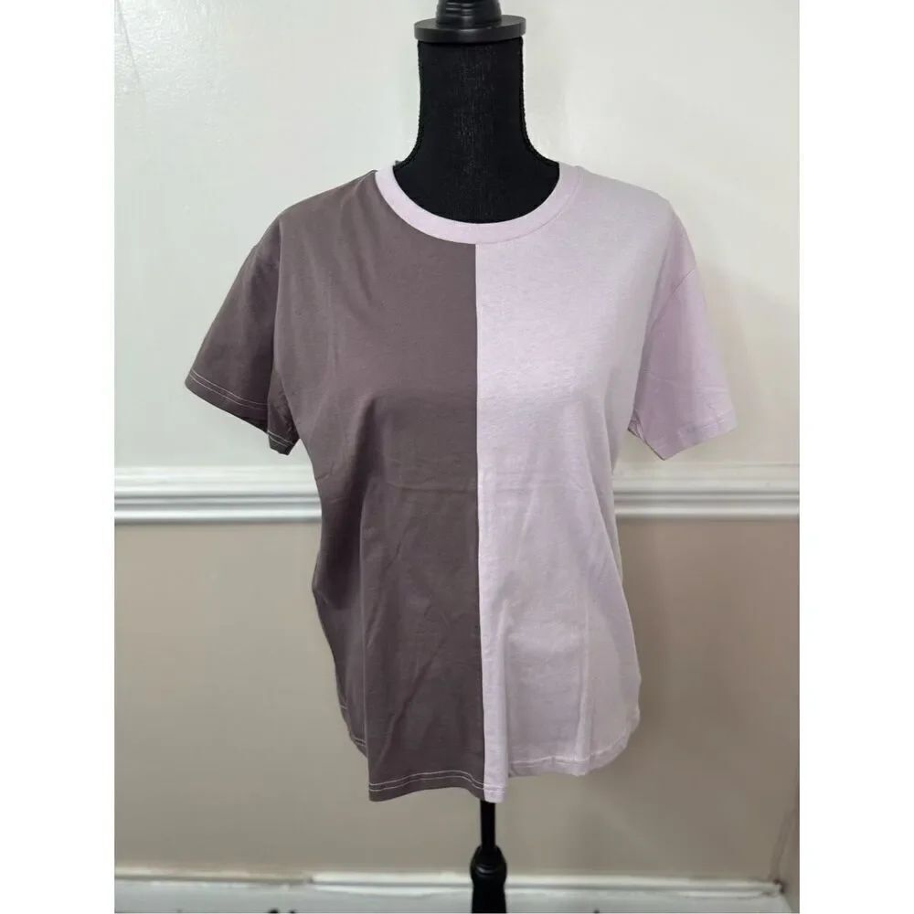 NWT Forever 21 Two Toned Purple Short Sleeve Tee Shirt Size Small